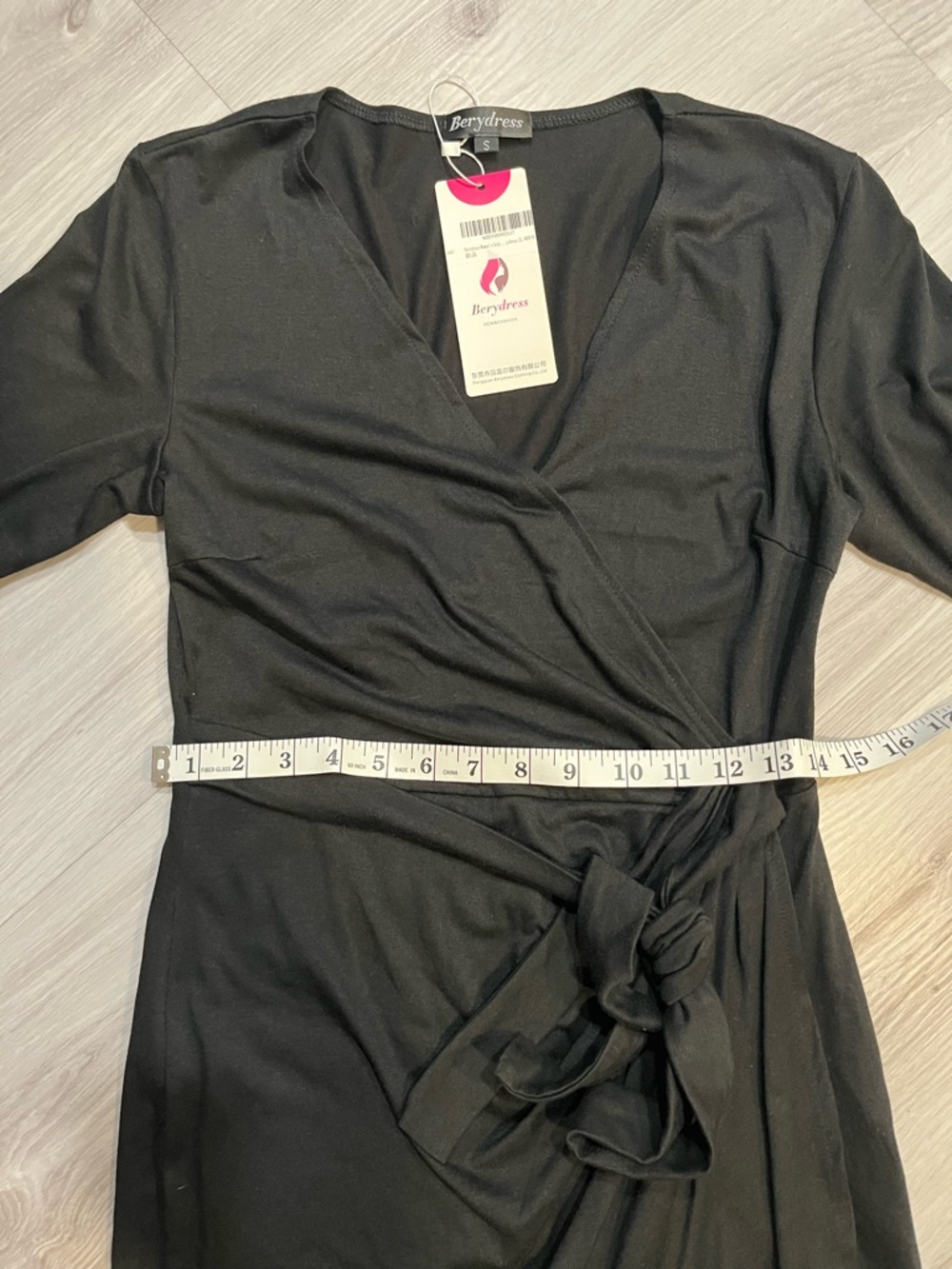 BRAND NEW Berydress Womens Black
Wrap DressV Neck 3/4 Sleeve Knee-... Women - Picture 5 of 9